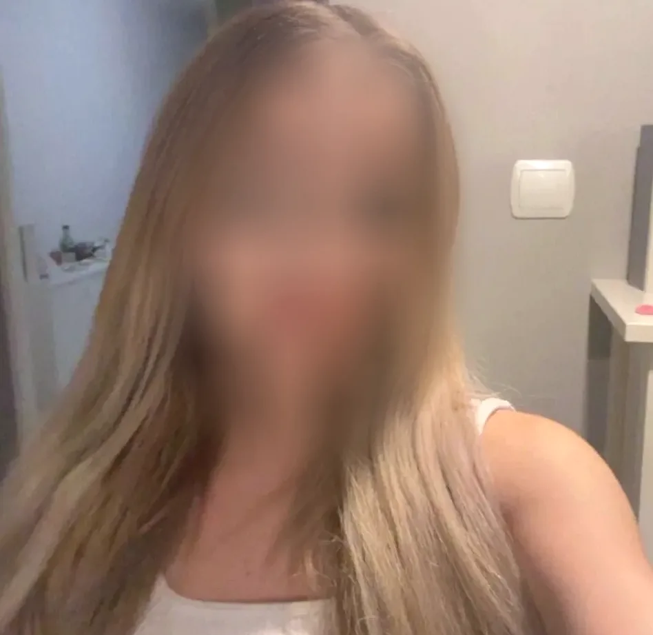 Ingrid, 24